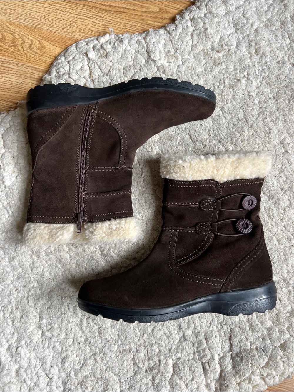 Clarks Dark Brown Suede Shearling Winter Boots